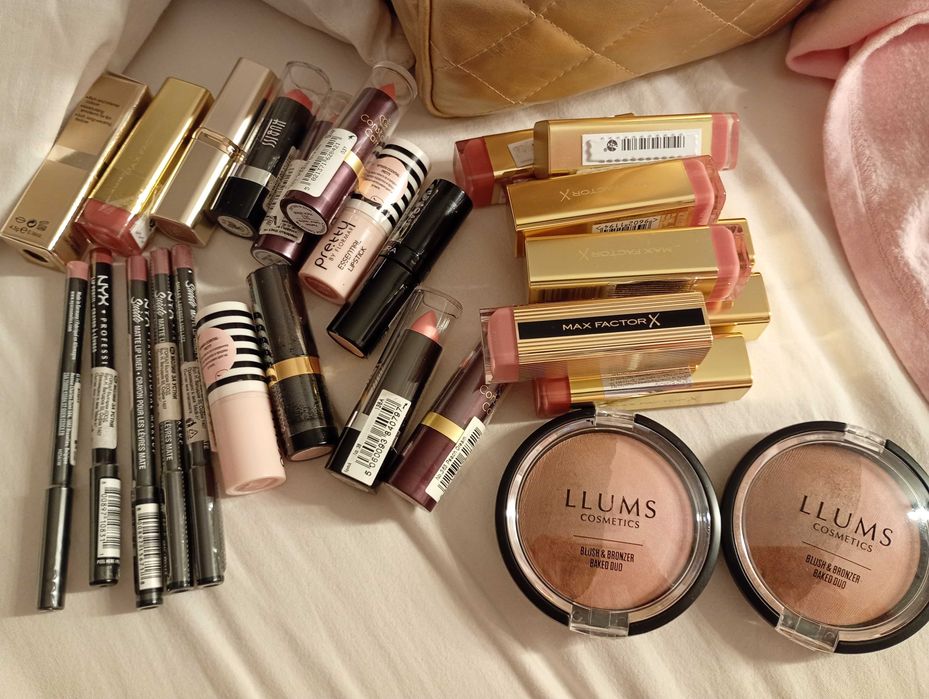 Червила   и моливи Max Factor, NYX