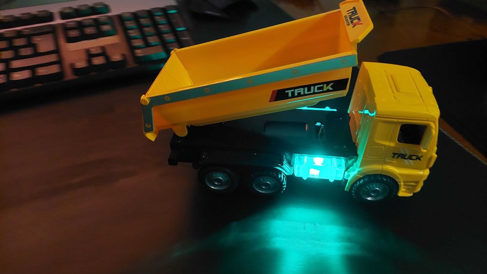 Camion Construction Truck Basculanta cu sirena descarca automat
