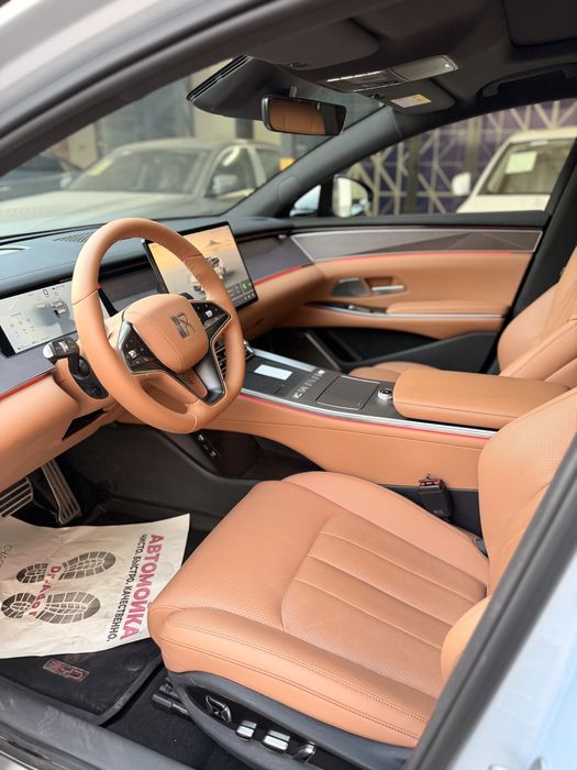 Byd Han L Xan L 2,7 sec 100