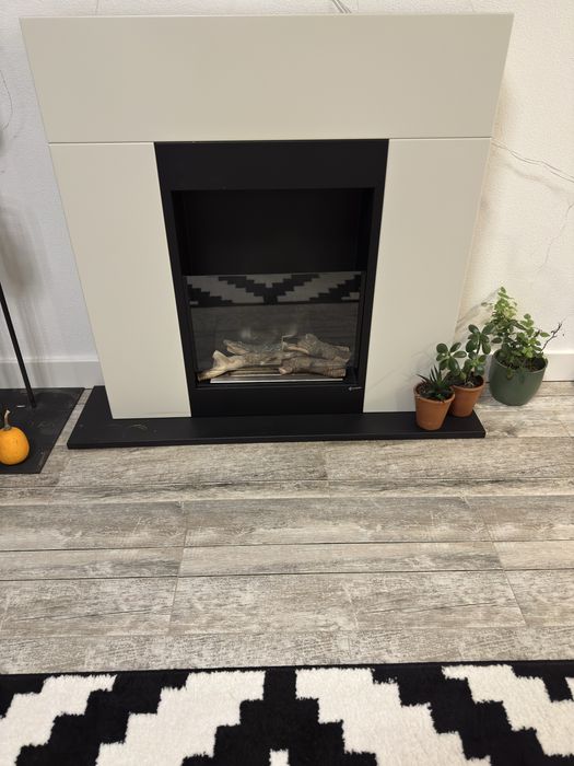 Semineu decorativ bioetanol