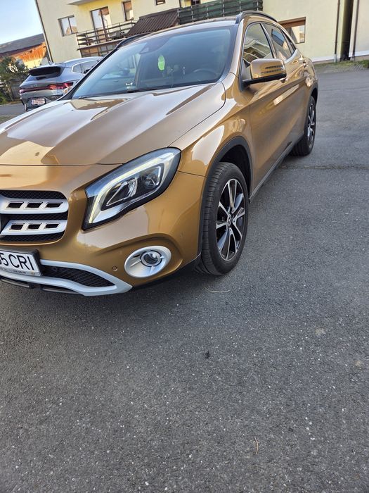 Mercedes GLA 180