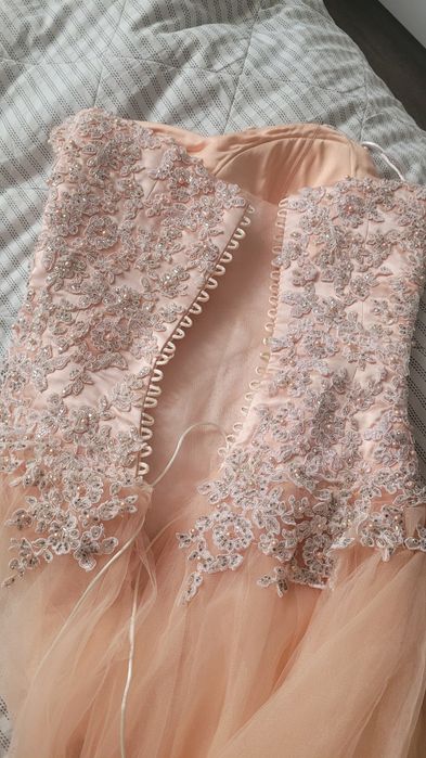 Продам шикарное платье