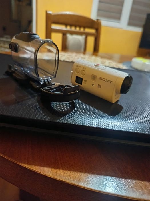 Екшън камера Сони подходяща както за за душа, така и за вода, под водт