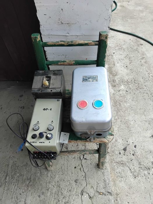 Продавам  разни части и артикули за селскостопански машини