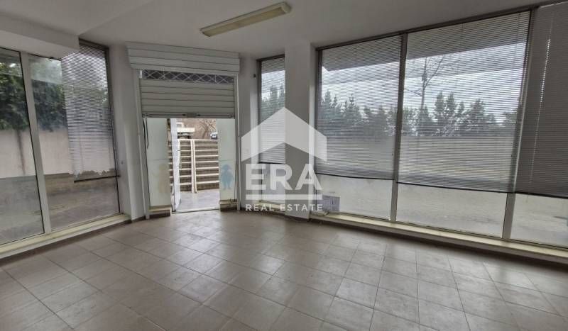 Ексклузивно! Търговски обект със статут на Кафе-аперитив/Заведение на