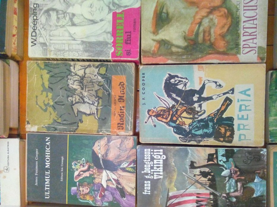 Vand colectie de carti