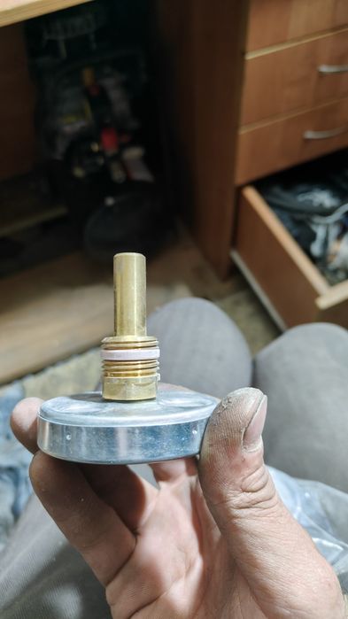 Термометр (осевой)