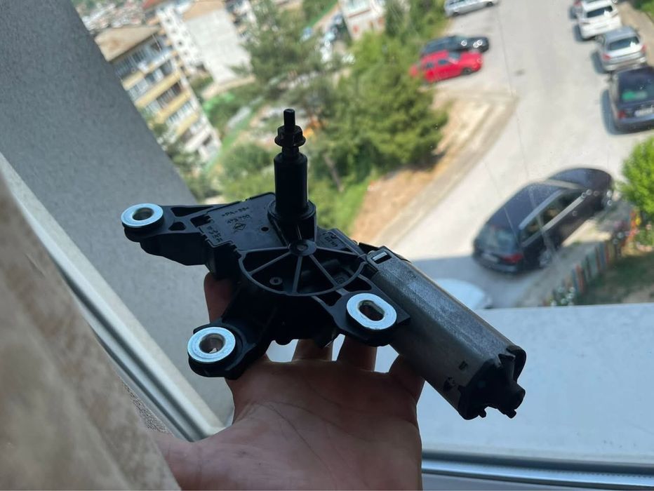 Моторче за задна чистачка Audi A3 8L