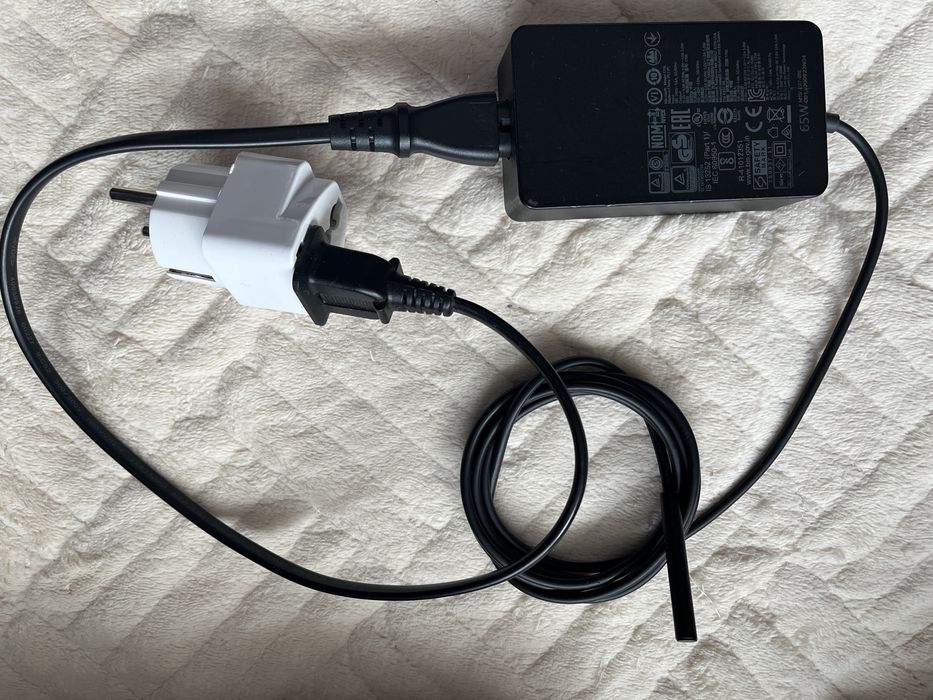 Продам планшет Microsoft Surface pro 5