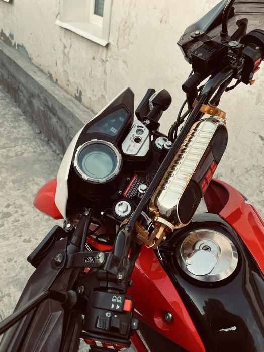 Мотоцикл 250кубов