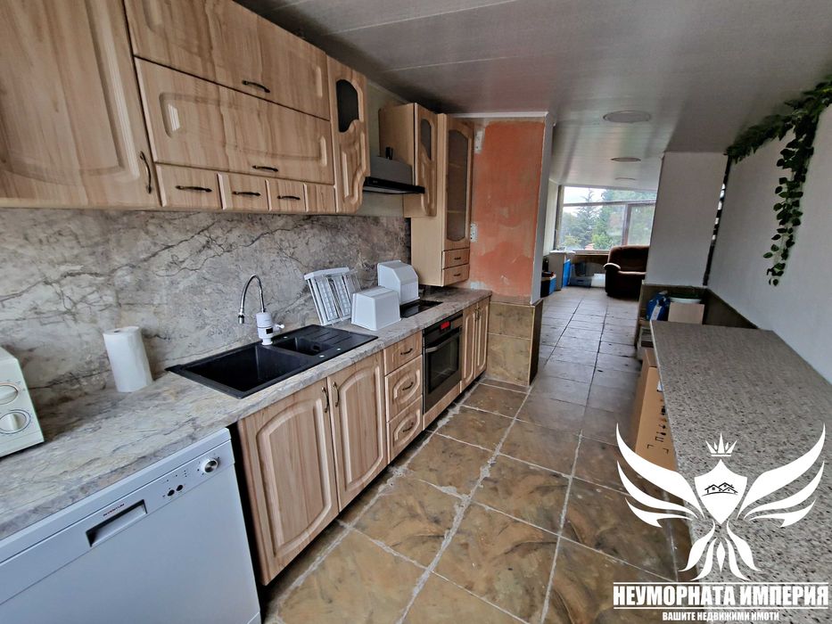 Продава се Тристаен апартамент в Асеновград - 143 кв.м за 1077 €/кв.м - Снимка #5