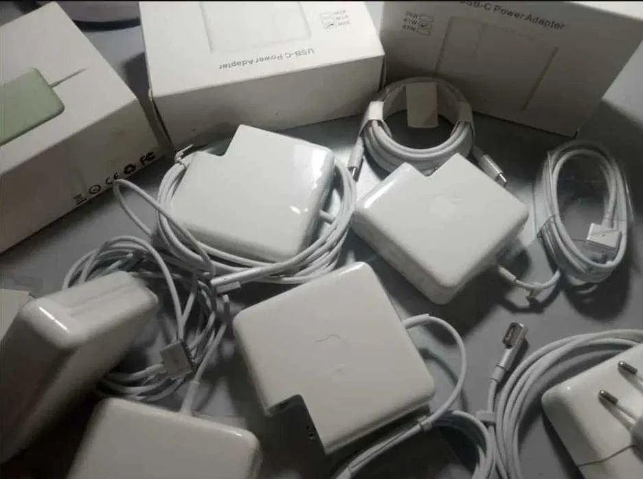 на MacBook (макбук)  - зарядка, блок питания (85W и другие)