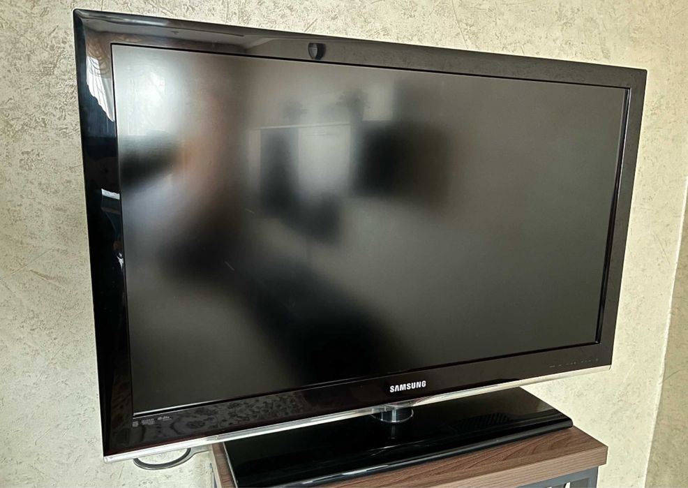 Телевизор Samsung 5 Серия