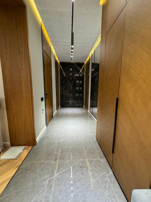 Жк Nrg oybek! Сдается 3х-ком квартира! В элит комплексе!