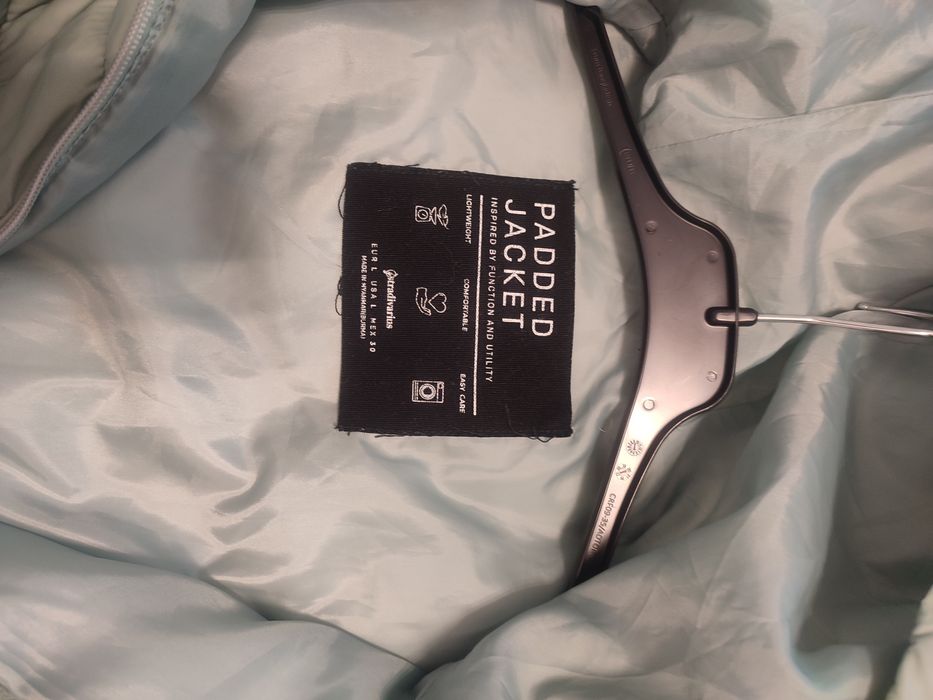 Geacă Stradivarius mărimea L