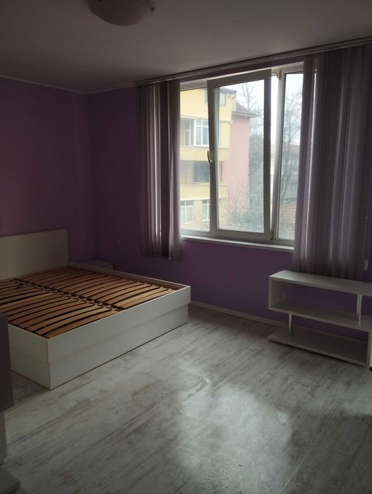 Давам под наем етаж от къща