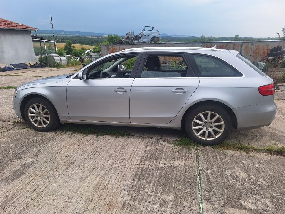 Audi A4 B8 2,0 TDI 150 к.с Automat  CVT Multitronic 2015 Година На Части