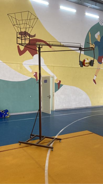 Волейболный стойка