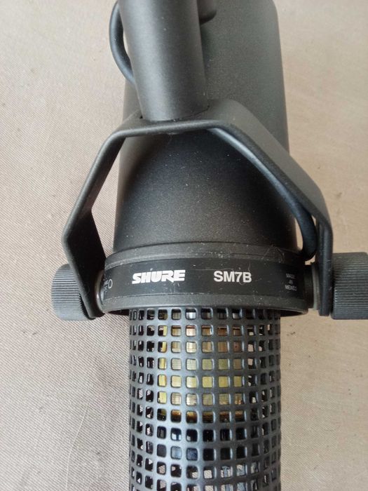 Shure SM7B микрофон