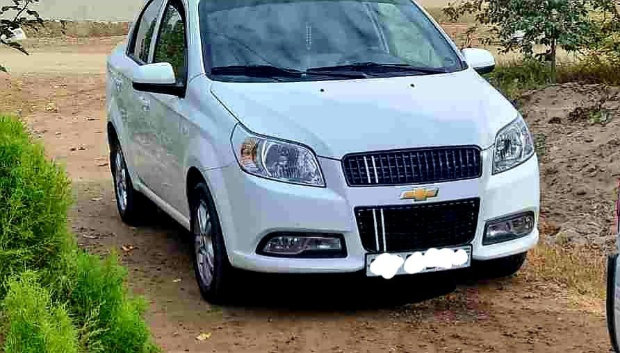 Nexia 3 aftamat  sotiladi idel xolati