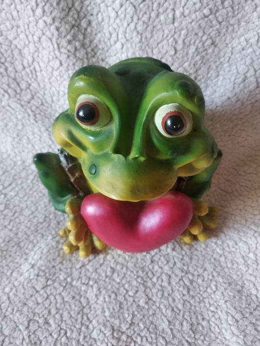 Копилка лягушка. Прочие товары для дома