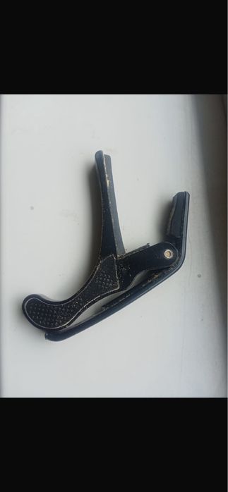 Гитара прдам 12000