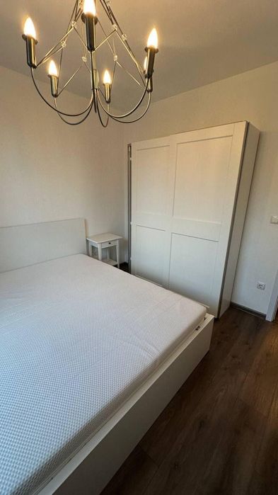 Дава се под наем Тристаен апартамент в София, Оборище - 95 кв.м за 896.58 € - Снимка #4