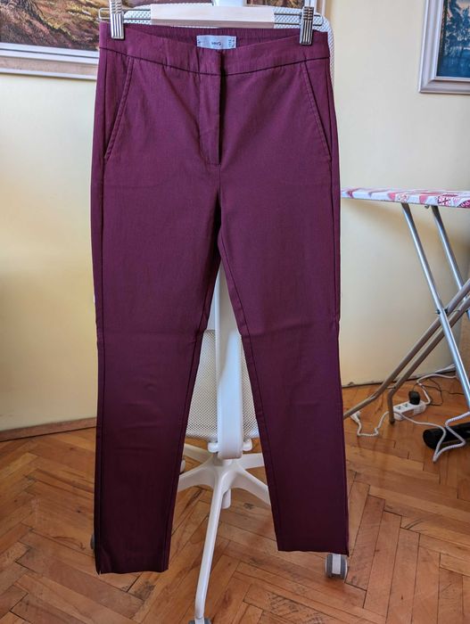 Панталон Mango в цвят бордо