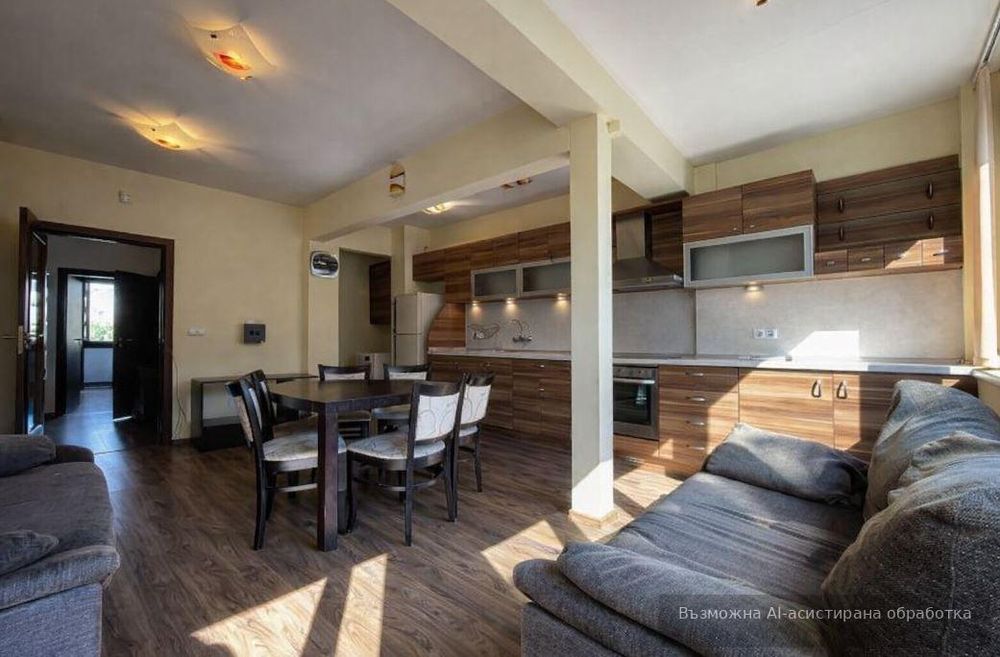 Тристаен апартамент в района на Център!