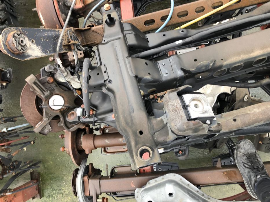 Axa fata Mercedes Sprinter completa pe simpla euro4