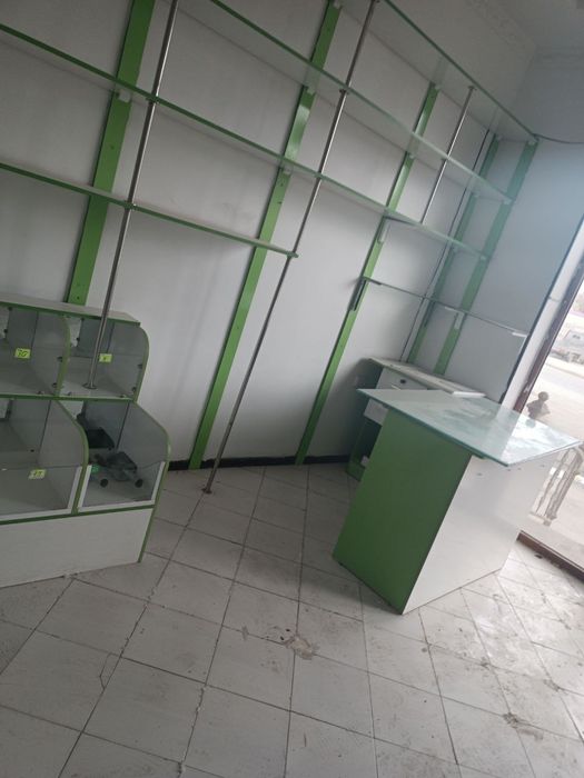 Дукон учун мебал