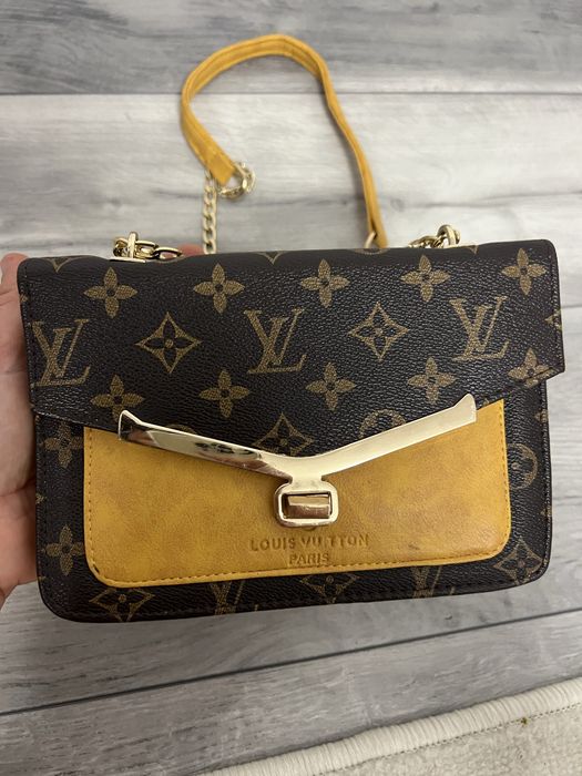 Vând gentuță ,damă Louis Vuitton.