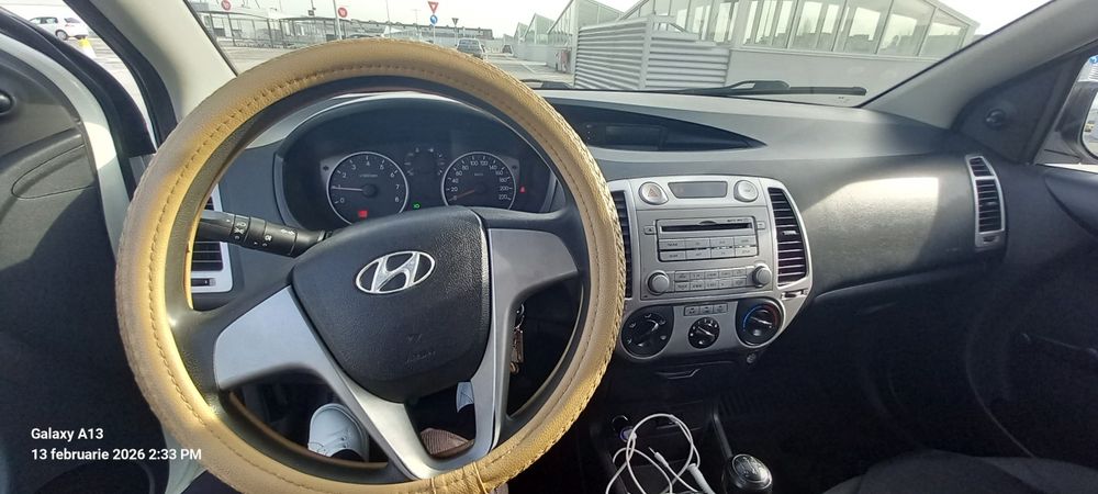 Hyundai i20   alb