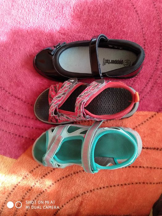 Сандалки и пантофки