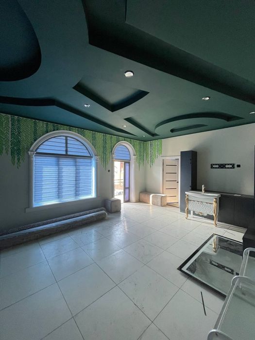 Фаргона шахар марказида А.Навоий ропарасида