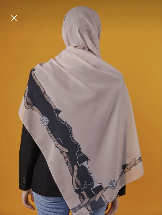 Платок Differenza. Made in Turkey