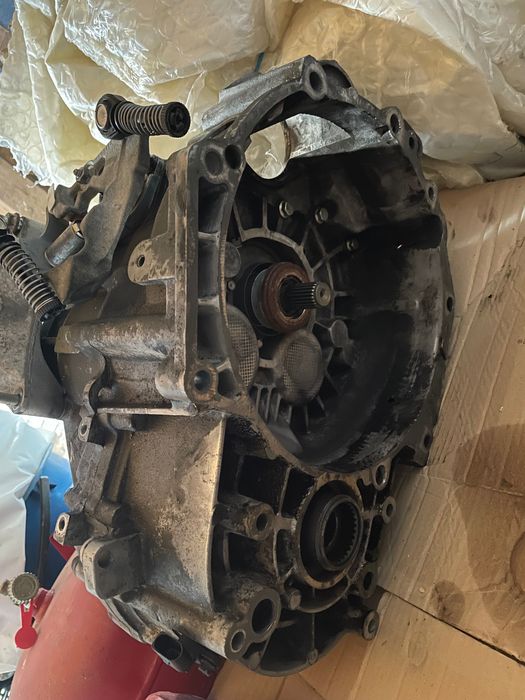 Golf 4 131hp 4x4 Скоростна кутия, но без 1-ва и 2-ра предавка