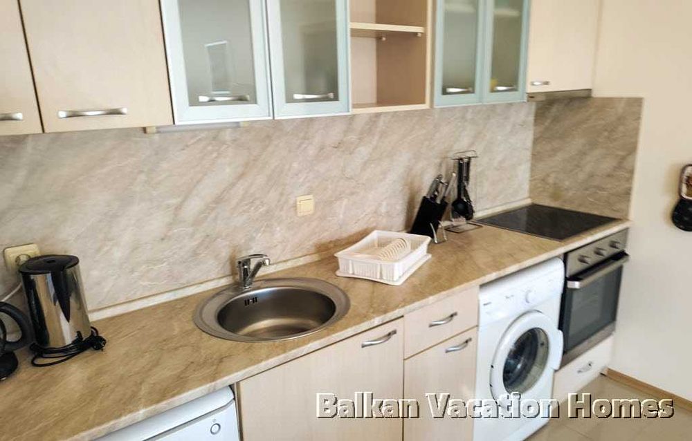 Продава се Тристаен апартамент в Балчик - 102 кв.м за 686 €/кв.м - Снимка #9