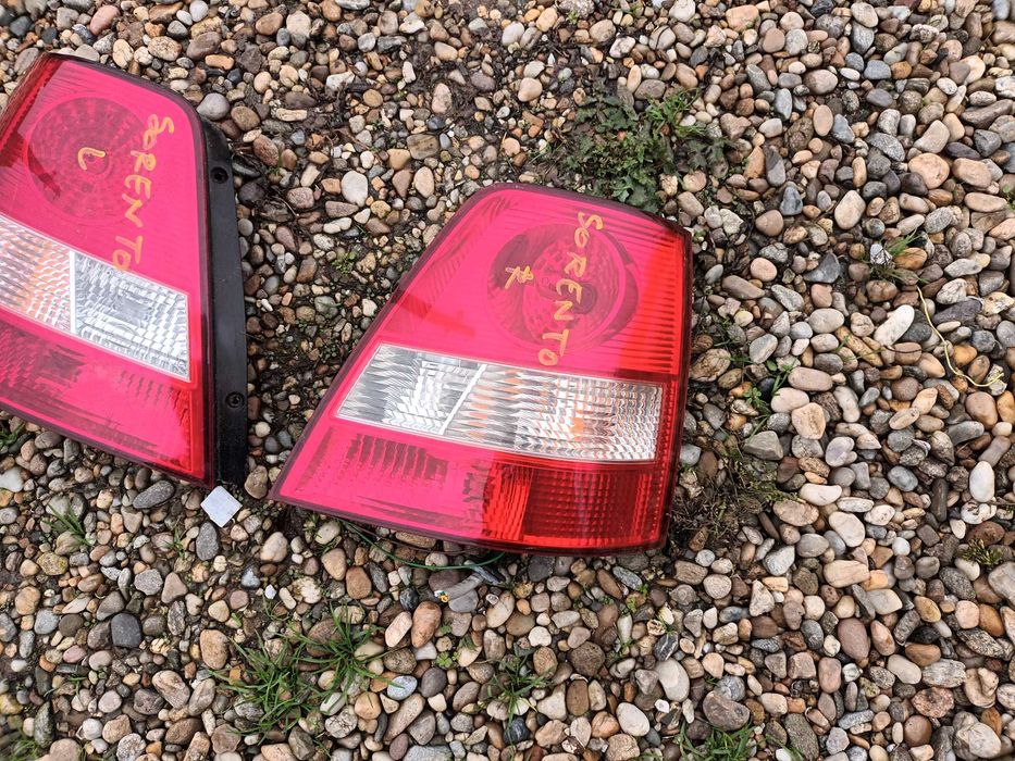 ляв и десен стоп за киа соренто 02 - 06 кия KIA SORENTO