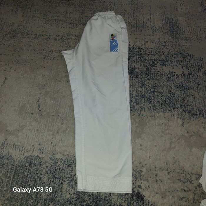 Karate xammasi arginal shngalka futa adidas forma.yengide kop ishlatil