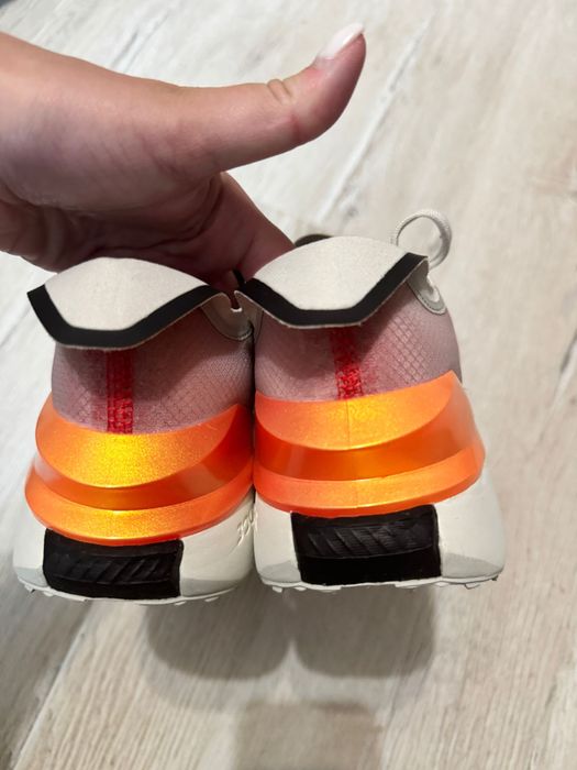 Adidasi adidas 40,5