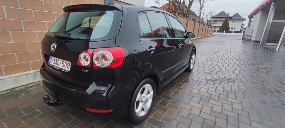 Inchiriz masina  preluare aeroport Suceava