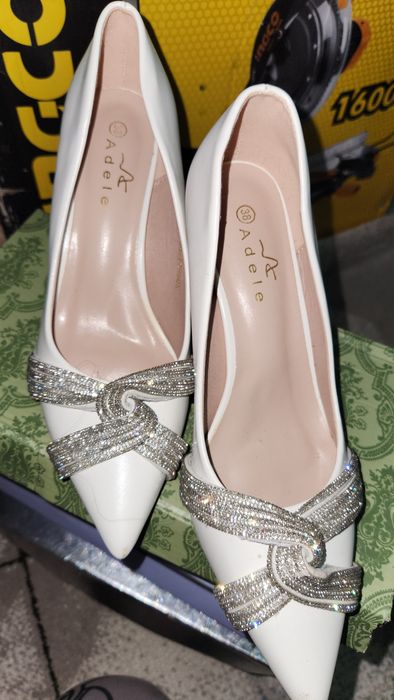 Женские вечерние туфли