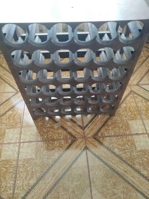 Raft plastic pentru sticle de vin și șampanie