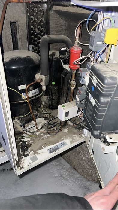 Ремонт холодильников, морозильных камер