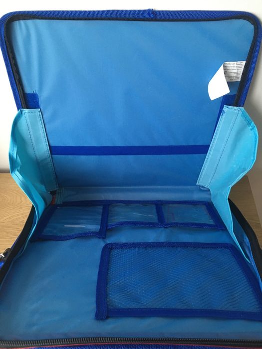 Намалям детски органайзер за кола