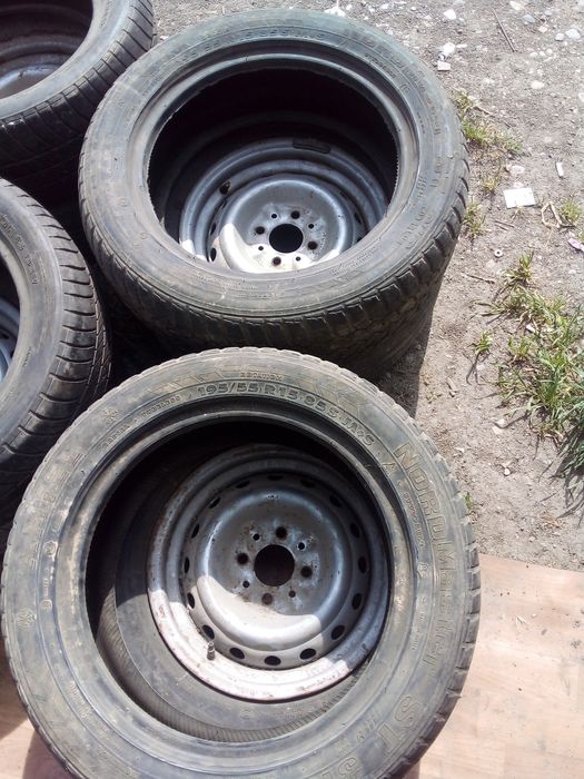 Срочно продается шины летние