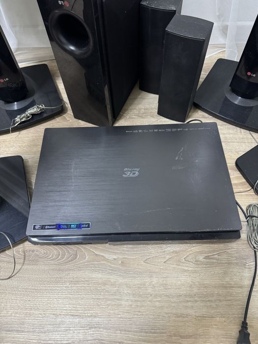 Апарутра домашний кинотеатр