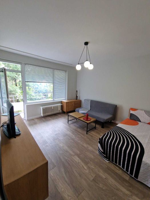 ремонтиран апартамент в паркова среда