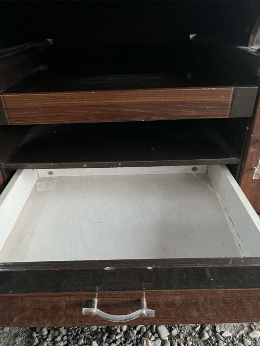 Продам тумбу для телевизора/подставку